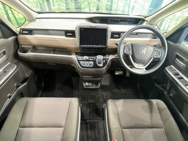 HONDA FREED HYBRID 2020