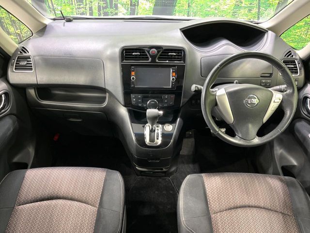 NISSAN SERENA  WG 4WD 2014