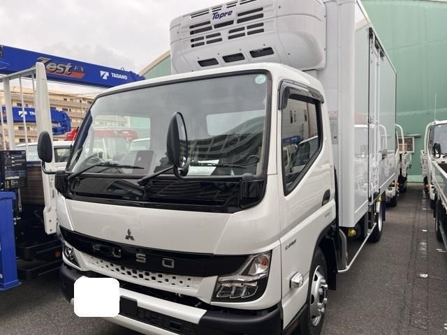 MITSUBISHI CANTER 2025