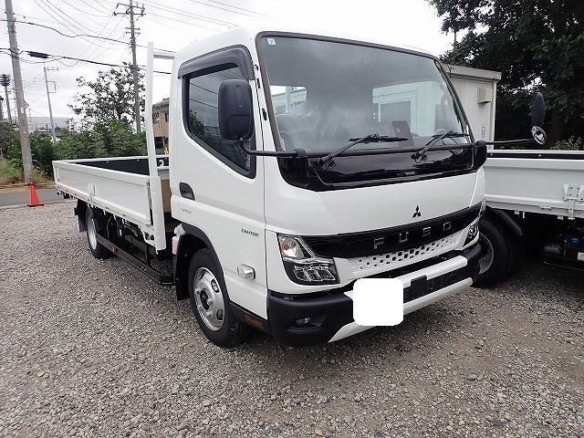 MITSUBISHI CANTER 2024