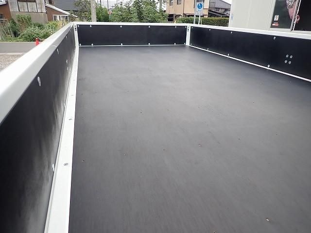 MITSUBISHI CANTER 2024