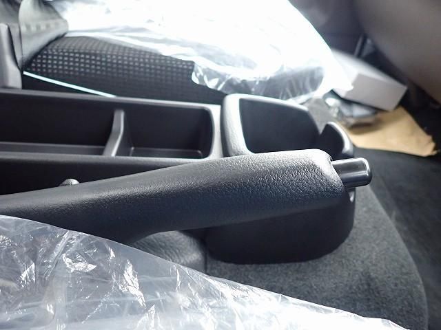 MITSUBISHI CANTER 2024