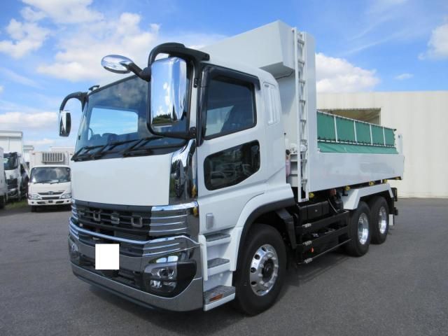 MITSUBISHI FUSOU SUPER GREAT 2025