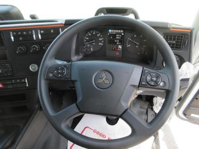 MITSUBISHI FUSOU SUPER GREAT 2025