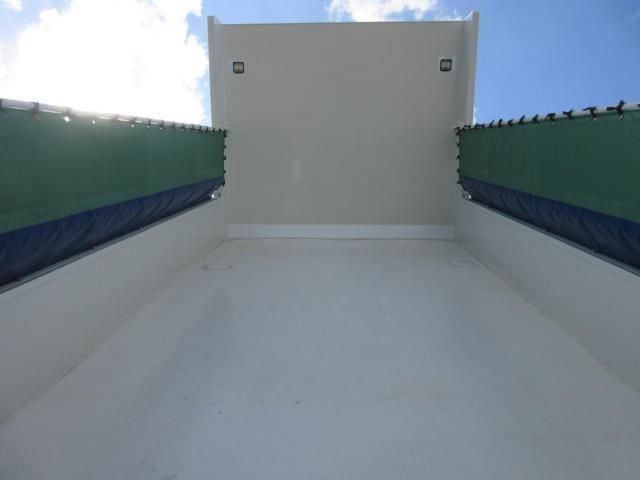 MITSUBISHI FUSOU SUPER GREAT 2025