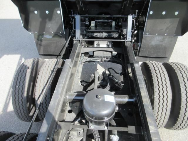 MITSUBISHI FUSOU SUPER GREAT 2025