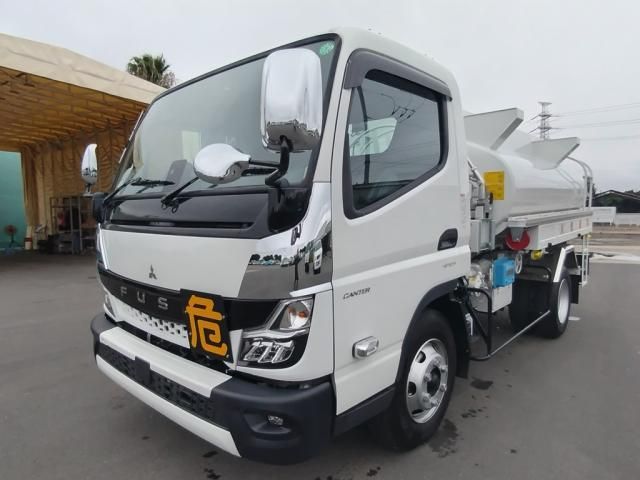 MITSUBISHI CANTER 2024