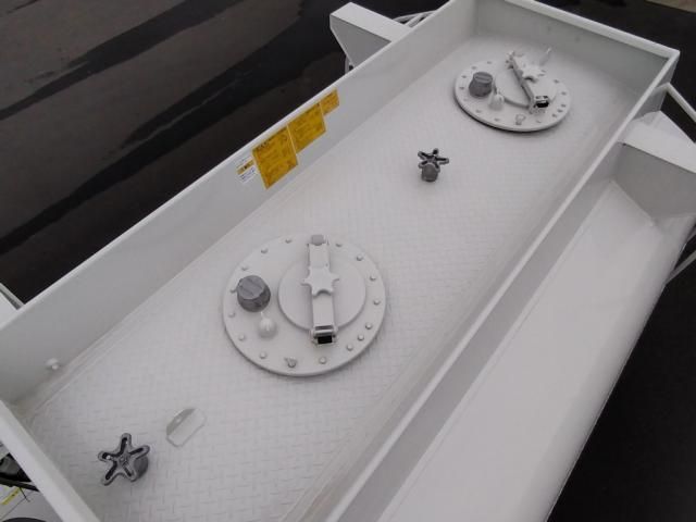 MITSUBISHI CANTER 2024