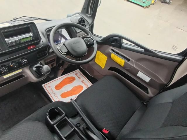 MITSUBISHI CANTER 2024