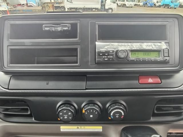 MITSUBISHI CANTER 2024