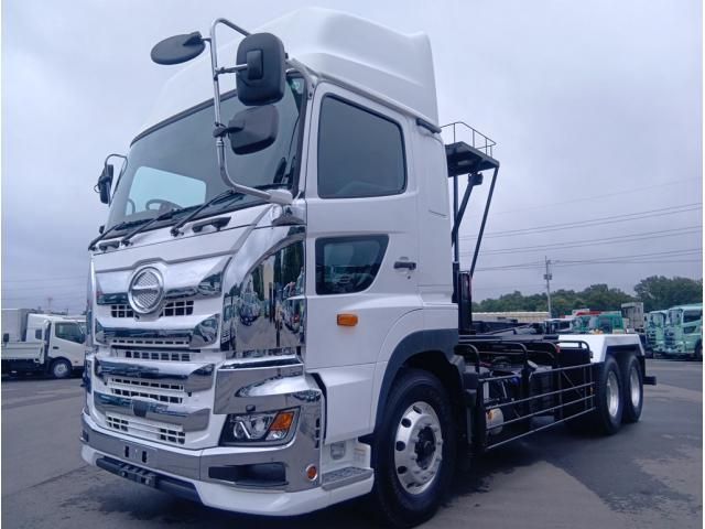 HINO PROFIA 2025