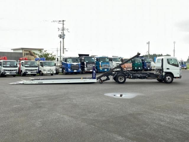 MITSUBISHI CANTER 2018