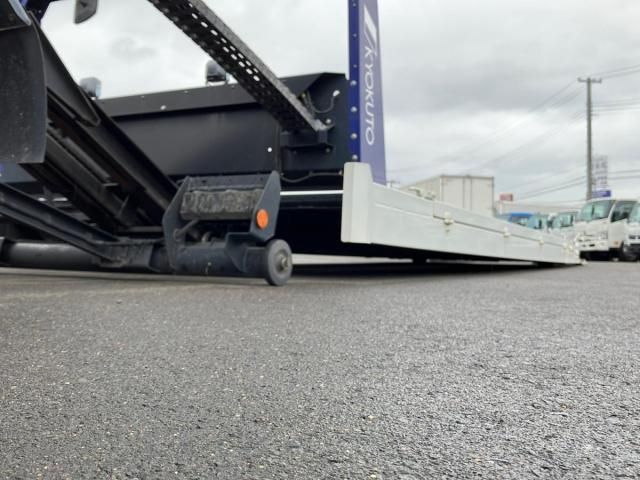 MITSUBISHI CANTER 2018