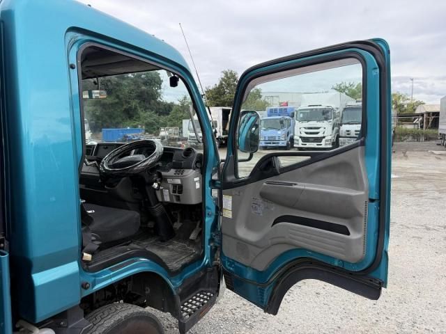 MITSUBISHI CANTER 2017