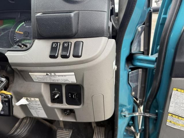 MITSUBISHI CANTER 2017