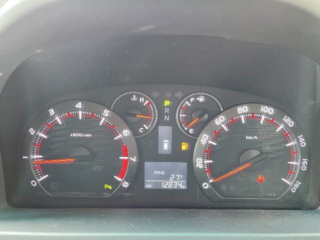 TOYOTA VELLFIRE 2013