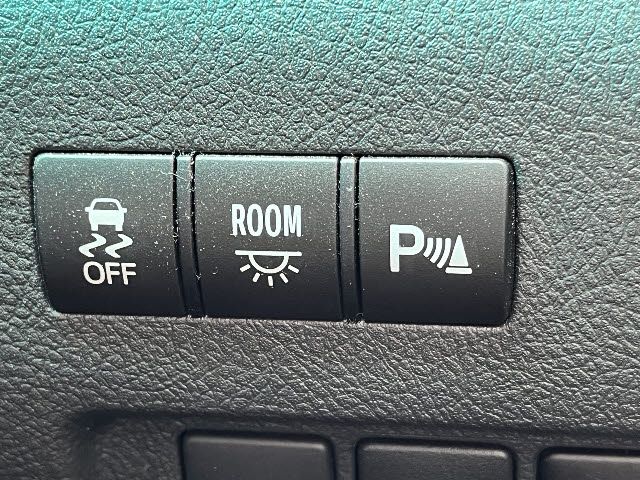 TOYOTA VELLFIRE 2013