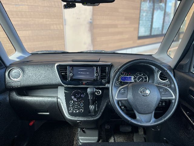 NISSAN DAYZ ROOX 2019