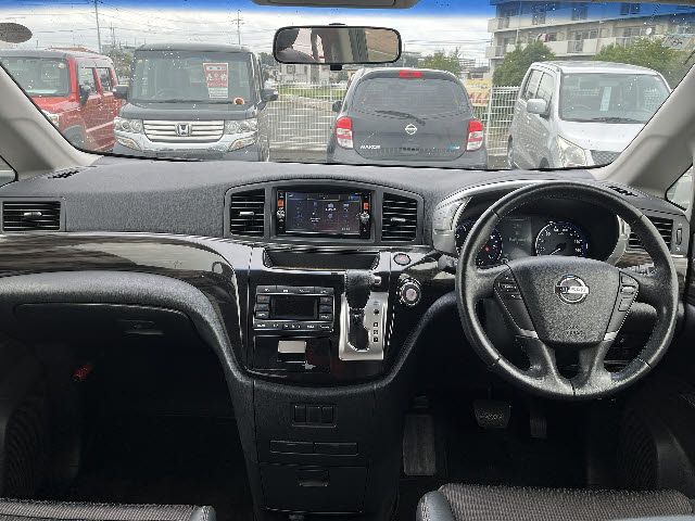 NISSAN ELGRAND 2015