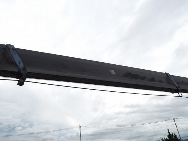 MITSUBISHI FUSOU FIGHTER 2004