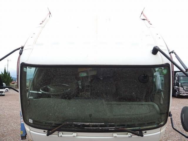 MITSUBISHI FUSOU FIGHTER 2004