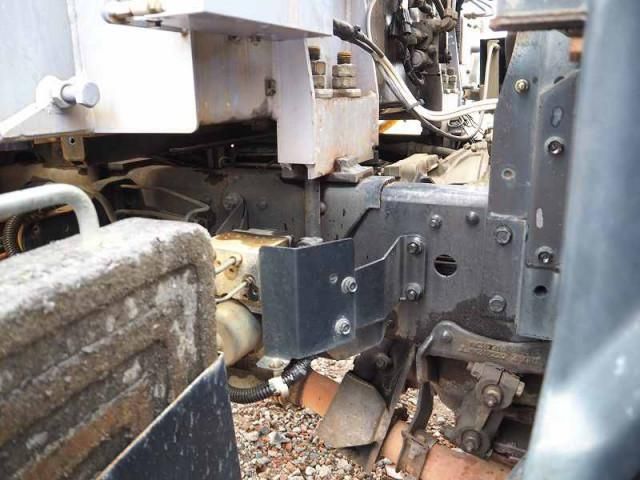 MITSUBISHI FUSOU FIGHTER 2004