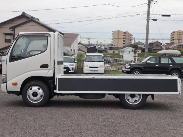 HINO DUTRO 2020
