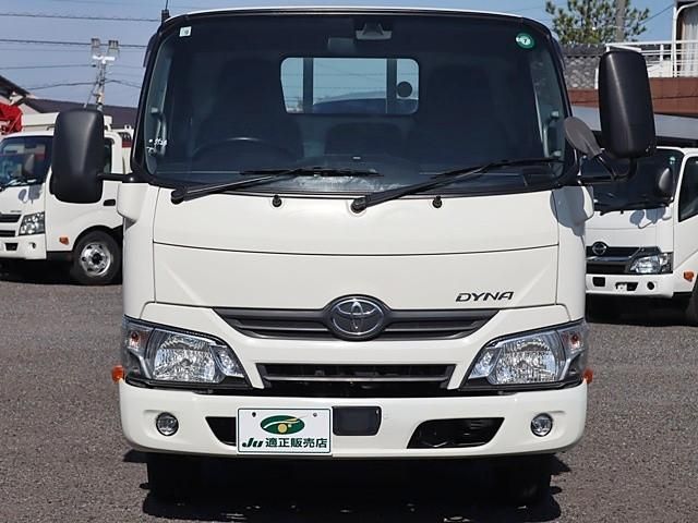 TOYOTA DYNA 2018