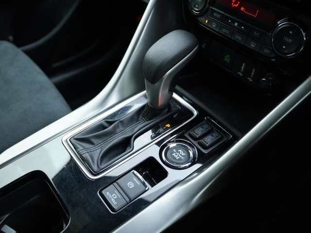 MITSUBISHI ECLIPSE CROSS 4WD 2024