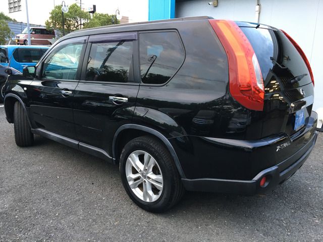 NISSAN X-TRAIL 4WD 2010