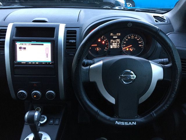 NISSAN X-TRAIL 4WD 2010