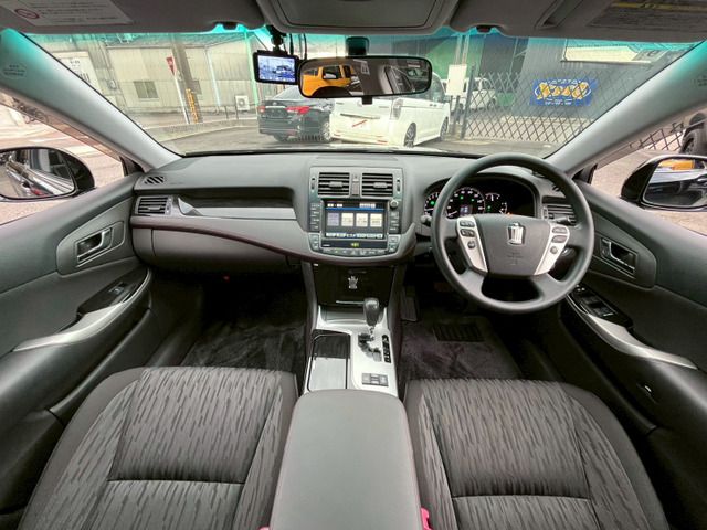 TOYOTA CROWN sedan 2010