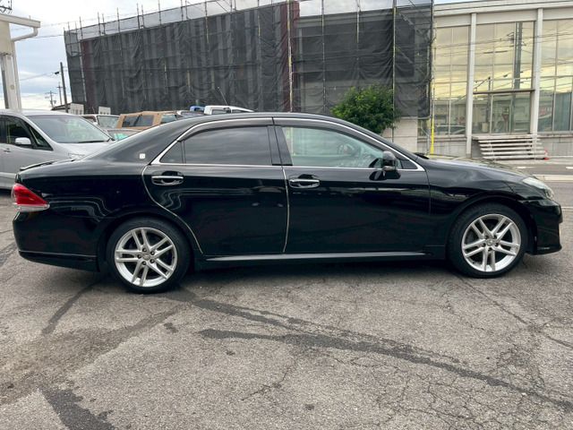 TOYOTA CROWN sedan 2010