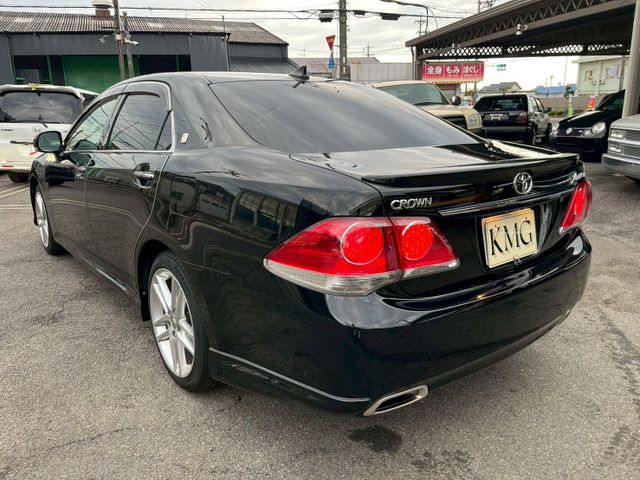 TOYOTA CROWN sedan 2010