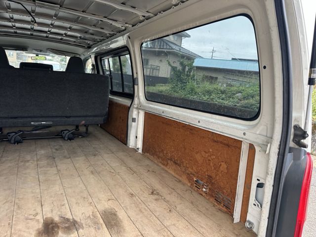 TOYOTA REGIUSACE van 2WD 2004