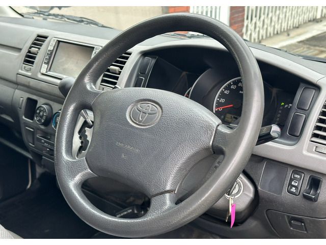 TOYOTA REGIUSACE van 2WD 2004