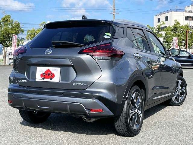 NISSAN KICKS 2021