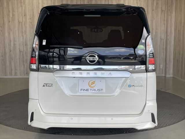 NISSAN SERENA  WG 2018