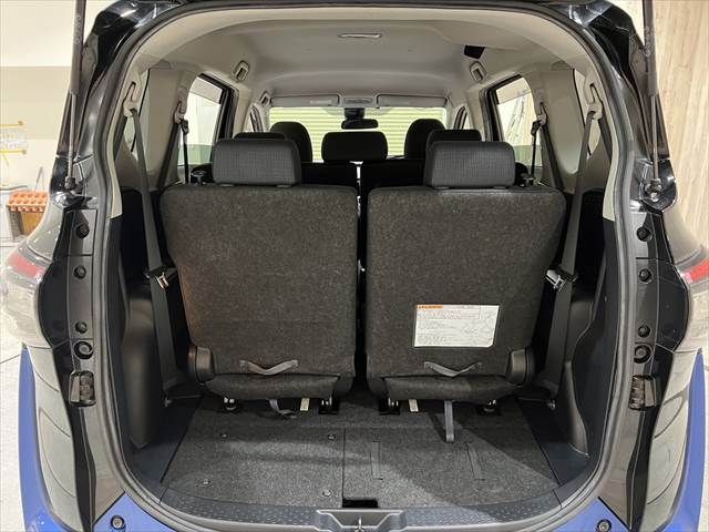 TOYOTA SIENTA HYBRID 2015