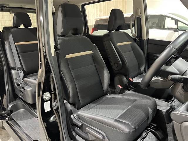 NISSAN SERENA  WG 2023