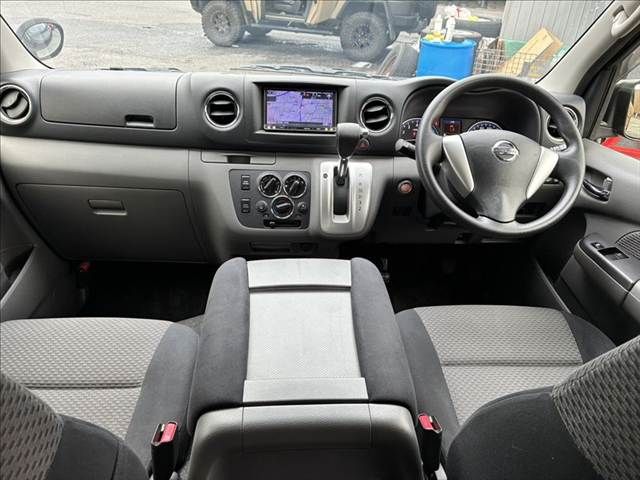NISSAN NV350 CARAVAN 2012