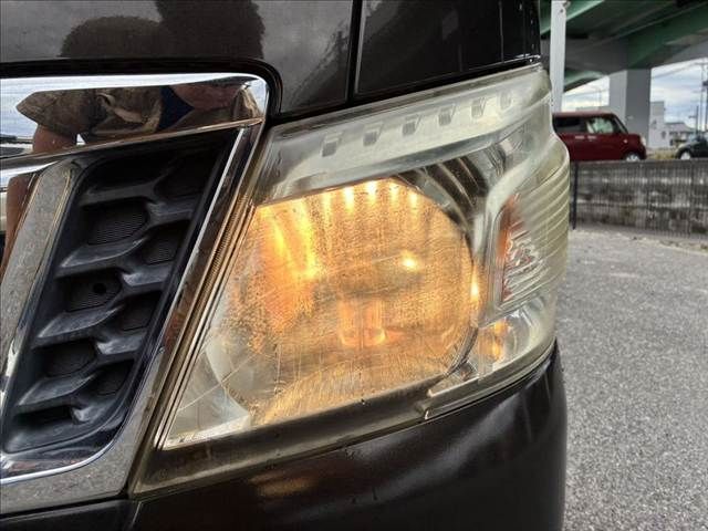 NISSAN NV350 CARAVAN 2012