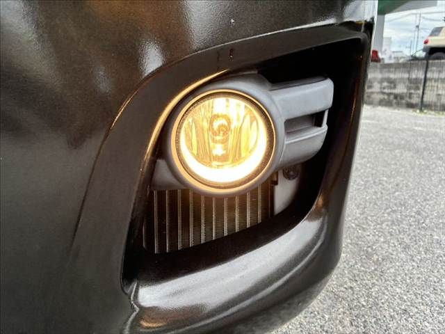 NISSAN NV350 CARAVAN 2012