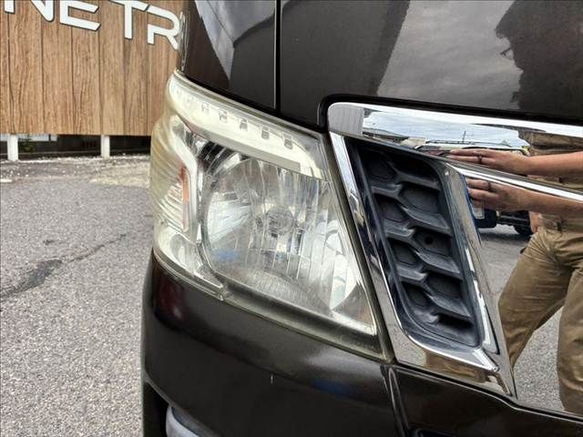 NISSAN NV350 CARAVAN 2012