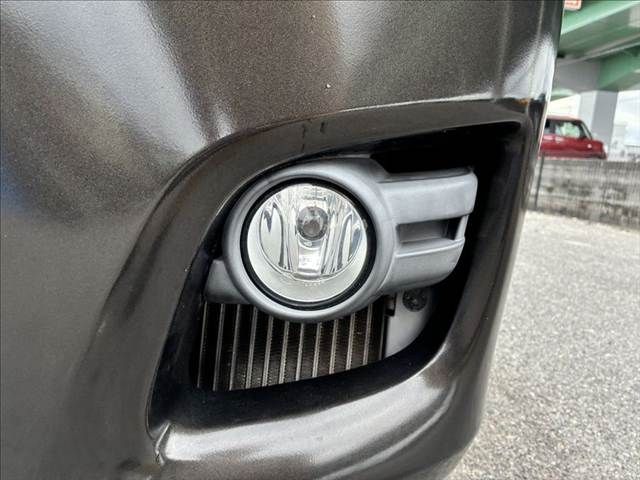 NISSAN NV350 CARAVAN 2012