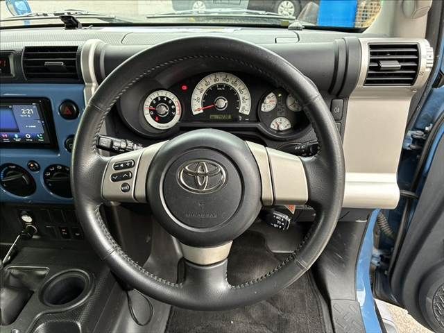 TOYOTA FJ CRUISER 4WD 2012