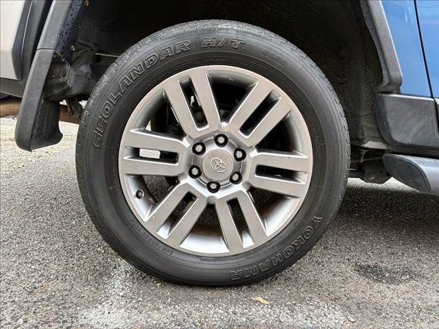 TOYOTA FJ CRUISER 4WD 2012