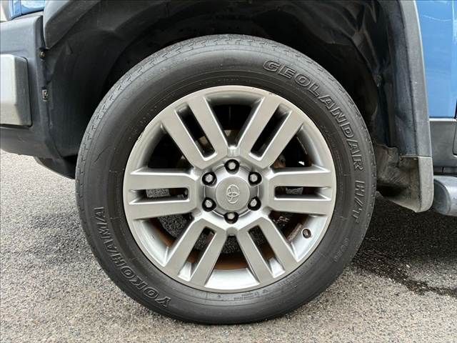 TOYOTA FJ CRUISER 4WD 2012