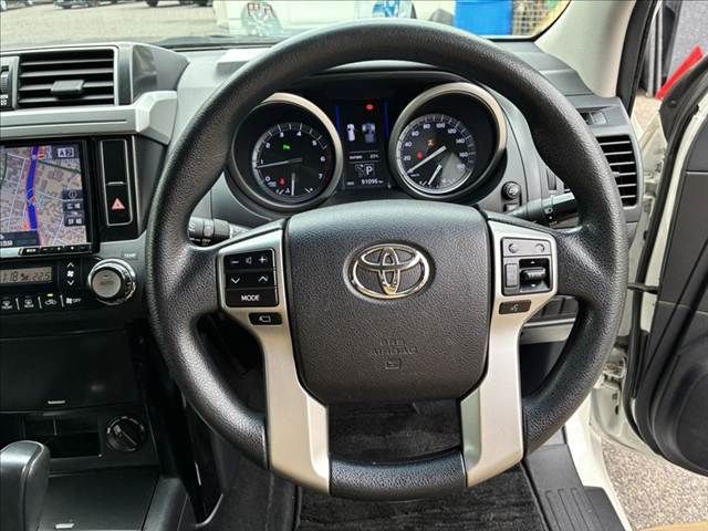 TOYOTA LANDCRUISER PRADO 2014