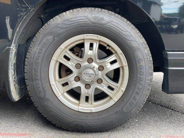 NISSAN NV350 CARAVAN 2012